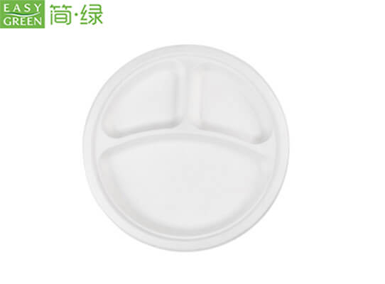 white plastic cake plates